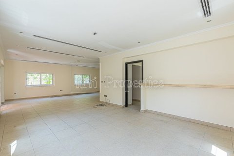Vilë në Dubai, Emiratet e Bashkuara Arabe 3 dhoma gjumi, 547.1 m2. № 634766 - Foto 6
