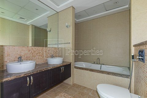 Vilë në Dubai, Emiratet e Bashkuara Arabe 3 dhoma gjumi, 547.1 m2. № 634766 - Foto 26