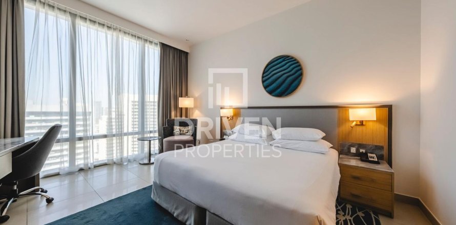 Apartment in Jumeirah Village Circle, Dubai, UAE 1 room, 30.01 sq.m. № 744064