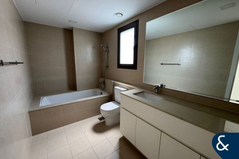 Vilă de închiriat în Town Square, Dubai, EAU 3 dormitoare, 191 mp. №668233 - poză 15