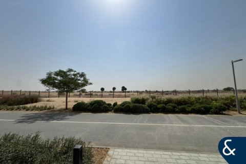 Vilă de închiriat în Town Square, Dubai, EAU 3 dormitoare, 191 mp. №668233 - poză 4