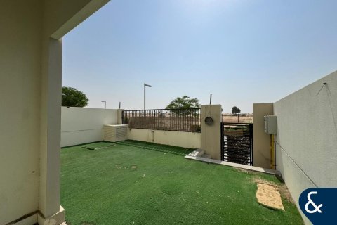 Vilă de închiriat în Town Square, Dubai, EAU 3 dormitoare, 191 mp. №668233 - poză 5