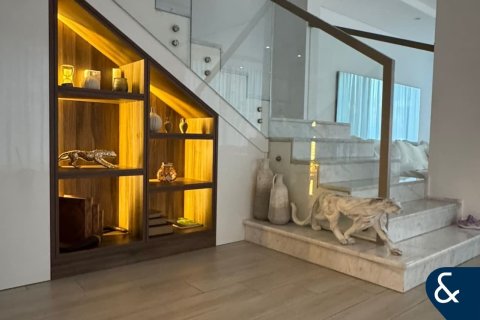 Villa in Jumeirah Village Circle, Dubai, UAE 4 bedrooms, 334 sq.m. № 668229 - photo 6