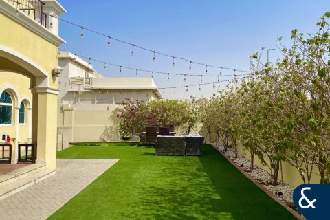 Villa para arrendamento em Jumeirah Park, Dubai, EAU 3 quartos, 328 m2 № 668231 - foto 2