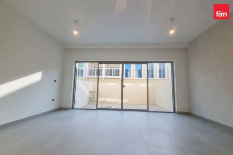 Rumah bandar di Dubai, UAE 4 bilik tidur, 144 meter persegi № 766559 - foto 3