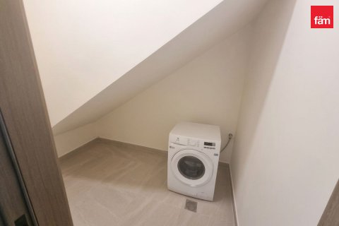 Rumah bandar di Dubai, UAE 4 bilik tidur, 144 meter persegi № 766559 - foto 15