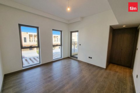 Rumah bandar di Dubai, UAE 4 bilik tidur, 144 meter persegi № 766559 - foto 7