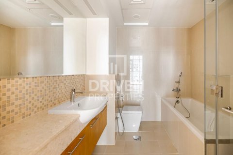 Apartment til leje i Downtown Dubai (Downtown Burj Dubai), Dubai, UAE 1 soveværelse, 82.22 kvm № 768675 - foto 9