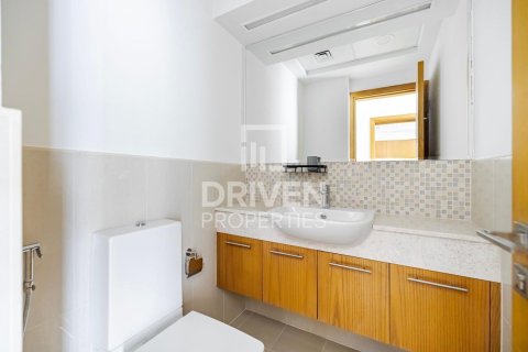 Apartment til leje i Downtown Dubai (Downtown Burj Dubai), Dubai, UAE 1 soveværelse, 82.22 kvm № 768675 - foto 8