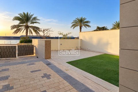 Al Raha Beach、Abu Dhabi、UAE にあるタウンハウス販売中 4ベッドルーム、395.3 m2、No764800 - 写真 3