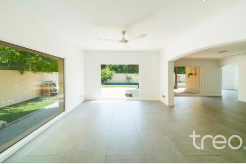 Huvila Meadows, Dubai, Arabiemiraatit 5 makuuhuonetta, 49.61 m2 № 753744 - kuva 3