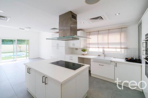 Huvila Meadows, Dubai, Arabiemiraatit 5 makuuhuonetta, 49.61 m2 № 753744 - kuva 14
