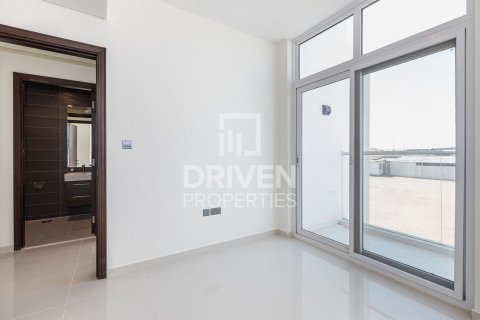Rijtjeshuis te koop in Dubai, VAE 3 slaapkamers, 177.63 vr.m., nr 754089 - foto 8