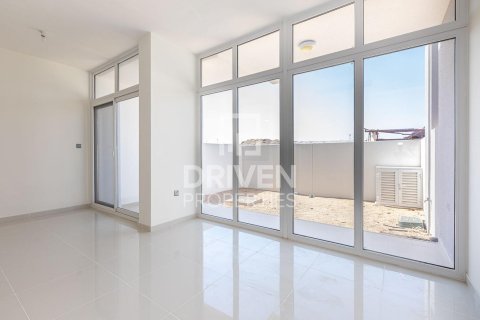 Rijtjeshuis te koop in Dubai, VAE 3 slaapkamers, 177.63 vr.m., nr 754089 - foto 3