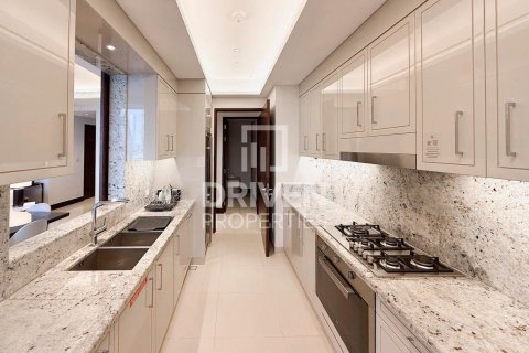 Üürile anda korter asukohaga Downtown Dubai (Downtown Burj Dubai), Dubai, AÜE: 3 magamistoaga, 188 m² Nr 655000 - pilt 10