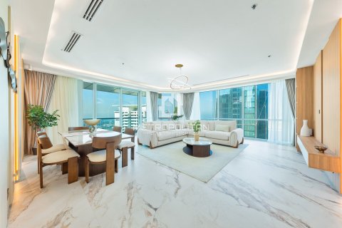 شقة للبيع في مساكن شاطئ جميرا، دبي، الإمارات العربية المتحدة 3 غرفة نوم ، 207 متر مربع ، رقم 664599 - صورة 1