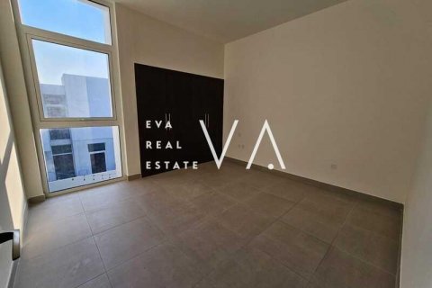Řadový dům v Dubai, SAE 3 ložnice, 210.51 m² Č.: 637727 - fotografie 3