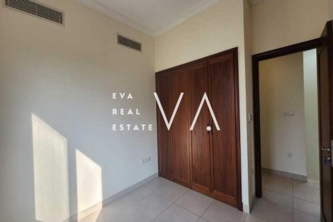 Villa in Dubai, UAE 5 bedrooms, 638.5 sq.m. № 637721 - photo 21