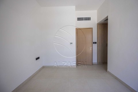 Townhouse til salg i Abu Dhabi, UAE 2 soveværelser, 107 kvm № 700632 - foto 7
