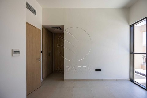 Townhouse til salg i Abu Dhabi, UAE 2 soveværelser, 107 kvm № 700632 - foto 8