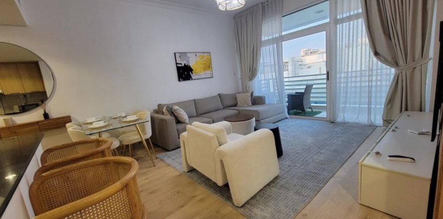 Apartment in Business Bay, Dubai, UAE 2 bedrooms, 110.2 sq.m. № 633755