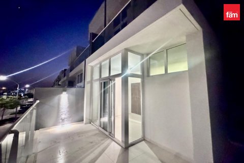 Dubai, संयुक्त अरब अमीरात में विला, 5 बेडरूम, 112.2 वर्ग मीटर, संख्या 686128 - फ़ोटो 20