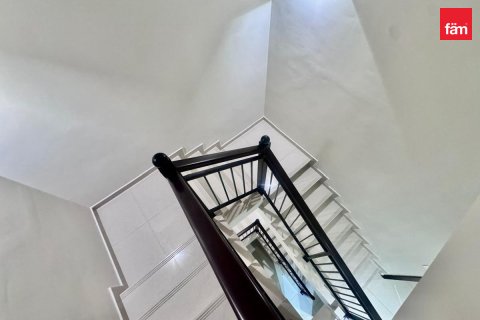 Dubai, संयुक्त अरब अमीरात में विला, 5 बेडरूम, 112.2 वर्ग मीटर, संख्या 686128 - फ़ोटो 17