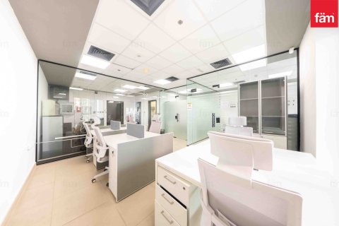 Büroraum zur Miete in Dubai, VAE 72.2 m2 Nr. 686127 - Foto 2
