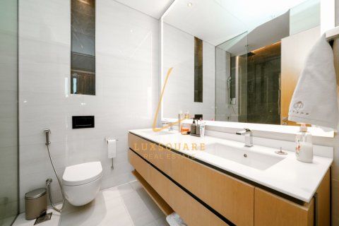 Apartmen di Business Bay, Dubai, UAE 1 bilik tidur, 99 meter persegi № 754867 - foto 15