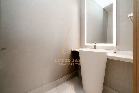 Apartmen di Business Bay, Dubai, UAE 1 bilik tidur, 99 meter persegi № 754867 - foto 13