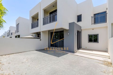 Villa in Dubai Hills Estate, Dubai, UAE 3 bedrooms, 202 sq.m. № 754869 - photo 18