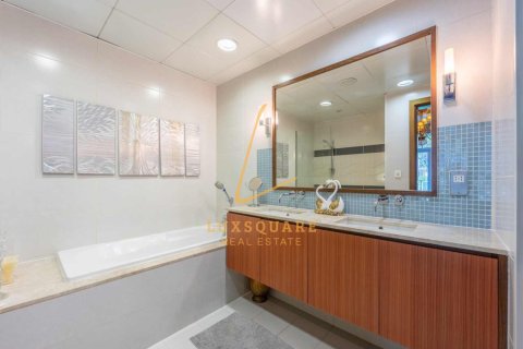 Apartament do wynajęcia w Palm Jumeirah, Dubai, ZEA 1 sypialnia, 175 mkw., nr 754868 - zdjęcie 17