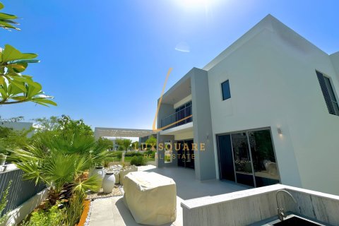 Villa in Dubai Hills Estate, Dubai, UAE 5 bedrooms, 480 sq.m. № 754864 - photo 16
