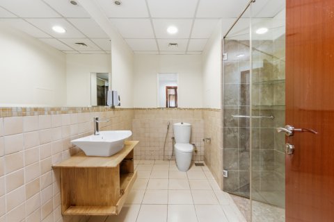 Appartement te huur in Jumeirah Beach Residence, Dubai, VAE 4 slaapkamers, 289.31 vr.m., nr 750361 - foto 15