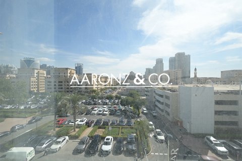 Iroda itt: Sheikh Zayed Road, Dubai, EAE, 97 m², azonosító: 687057 - fénykép 10