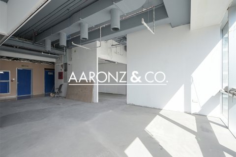 Iroda itt: Sheikh Zayed Road, Dubai, EAE, 97 m², azonosító: 687057 - fénykép 2