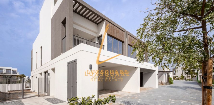 阿联酋 Dubai Tilal Al Ghaf 联排别墅  3 卧, 220 平方米 , 编号 687042