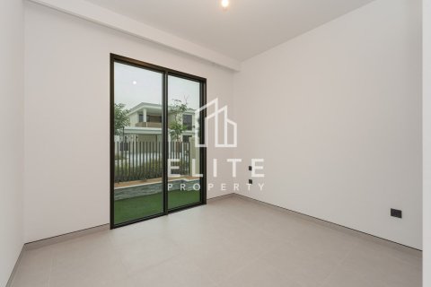 Villa in Tilal Al Ghaf, Dubai, UAE 4 bedrooms, 377 sq.m. № 736023 - photo 5