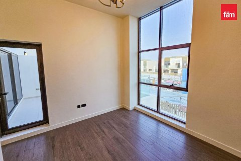 Řadový dům v Dubai, SAE 4 ložnice, 187.3 m² Č.: 638381 - fotografie 8