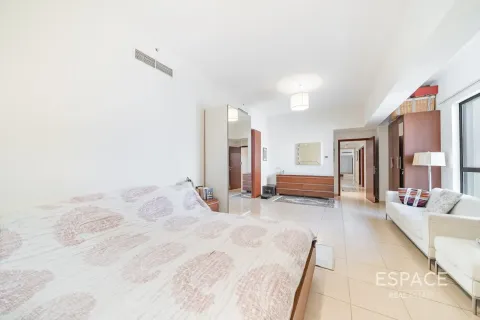 Apartament do wynajęcia w Jumeirah Beach Residence, Dubai, ZEA 4 sypialnie, 289 mkw., nr 738380 - zdjęcie 5