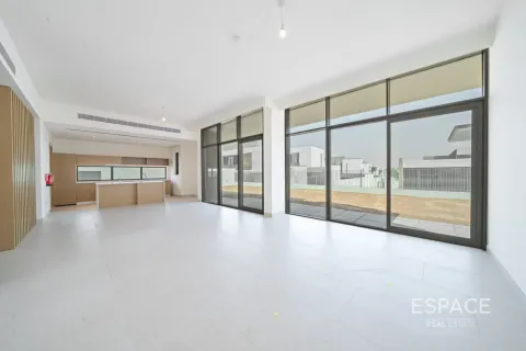 Kuća u nizu u gradu Al Furjan, Dubai, UAE 5 spavaće sobe, 442 m2 Br. 738378 - Slika 2