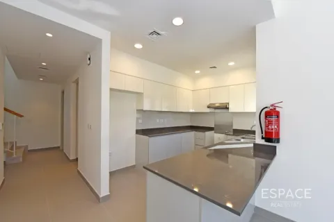 Villa til leie i Dubai Hills Estate, Dubai, Emiratene 3 soverom, 201 kvm Nr. 738379 - Foto 3