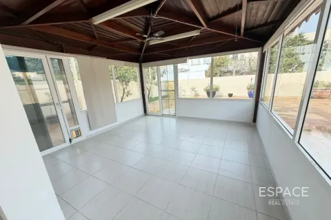 Villa te huur in The Springs, Dubai, VAE 3 slaapkamers, 209 vr.m., nr 738382 - foto 14