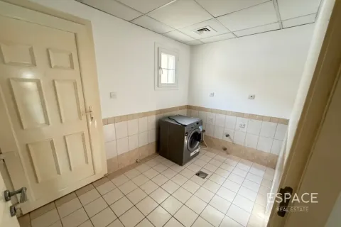 Villa te huur in The Springs, Dubai, VAE 3 slaapkamers, 209 vr.m., nr 738382 - foto 6