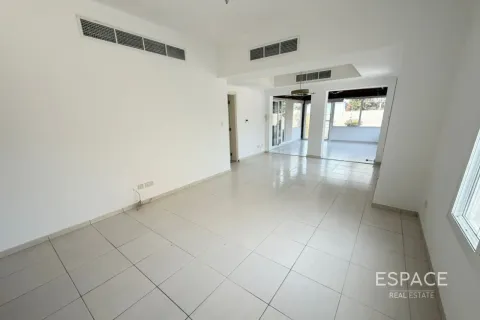 Villa te huur in The Springs, Dubai, VAE 3 slaapkamers, 209 vr.m., nr 738382 - foto 2