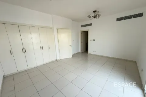 Villa te huur in The Springs, Dubai, VAE 3 slaapkamers, 209 vr.m., nr 738382 - foto 13