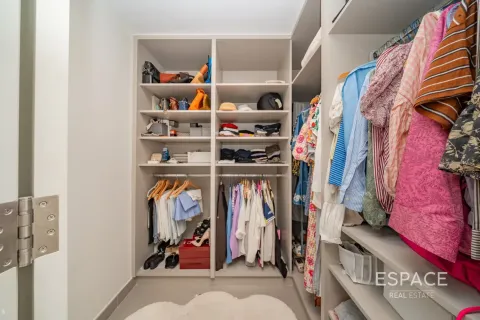 Vila u gradu Dubai Hills Estate, UAE 4 spavaće sobe, 230 m2 Br. 738377 - Slika 14