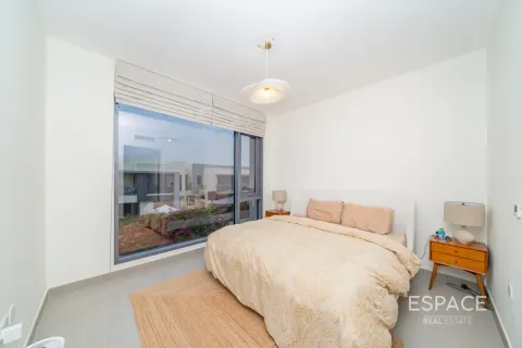 Vila u gradu Dubai Hills Estate, UAE 4 spavaće sobe, 230 m2 Br. 738377 - Slika 12
