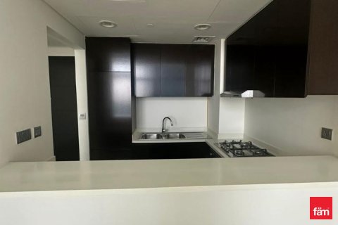 Apartmen di Business Bay, Dubai, UAE 2 bilik tidur, 88.4 meter persegi № 689202 - foto 5