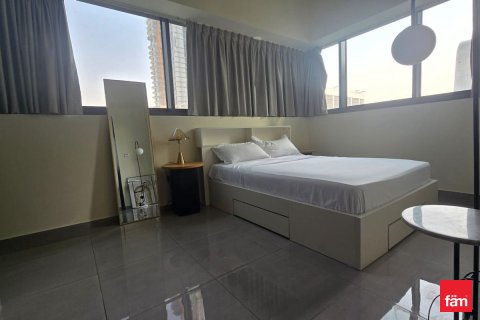 Apartmen di Business Bay, Dubai, UAE 2 bilik tidur, 88.4 meter persegi № 689202 - foto 9